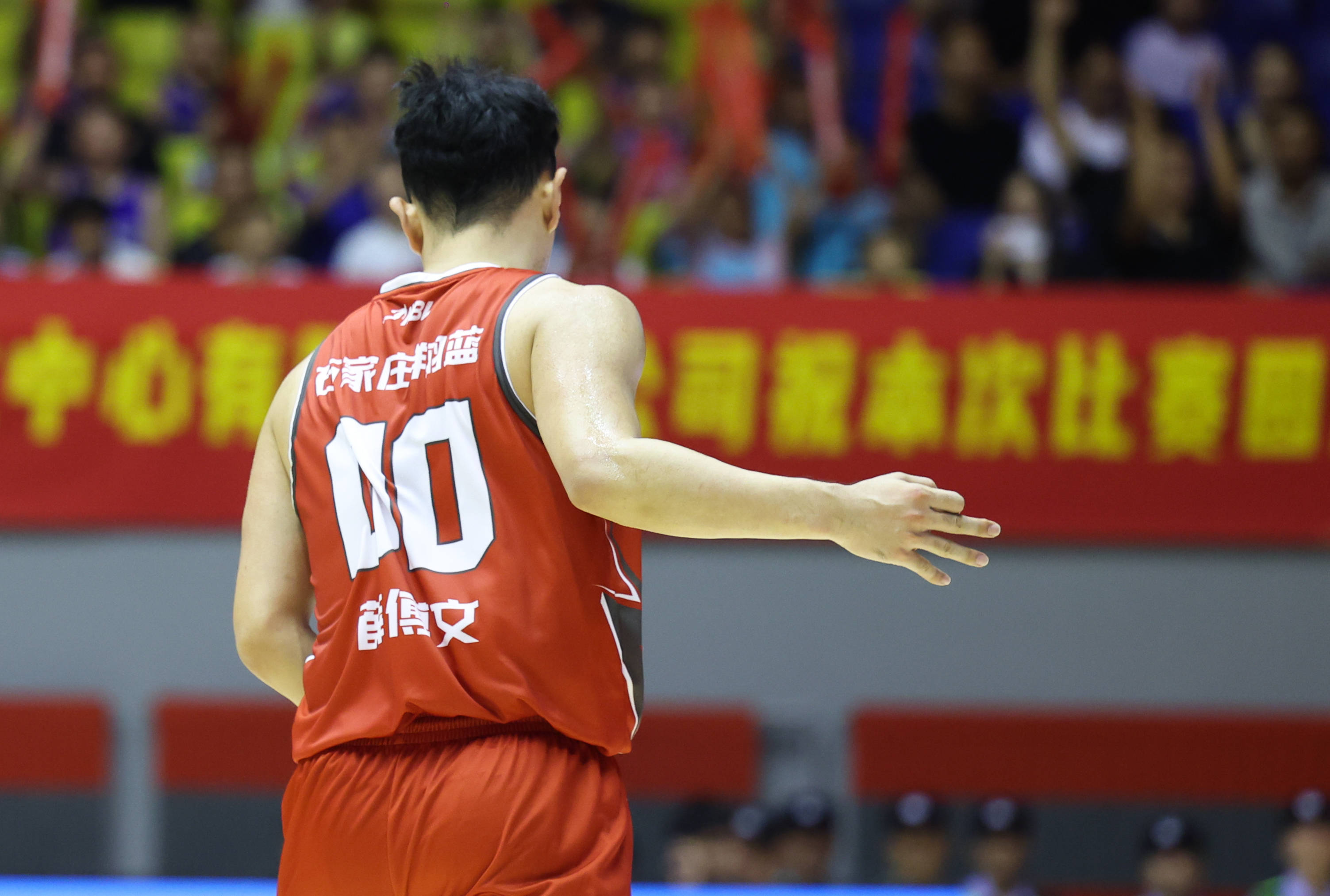 百家乐玩法-江苏男篮主场大胜,展现出强大实力(江苏男篮赛程)