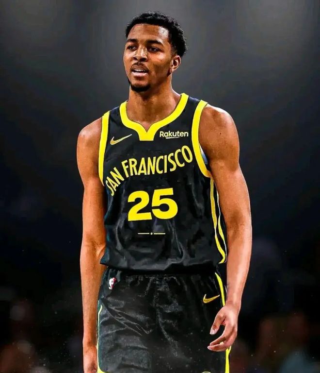 百家乐玩法-勇士首发阵容调整措施效果显现,球员表现集体亮眼的简单介绍