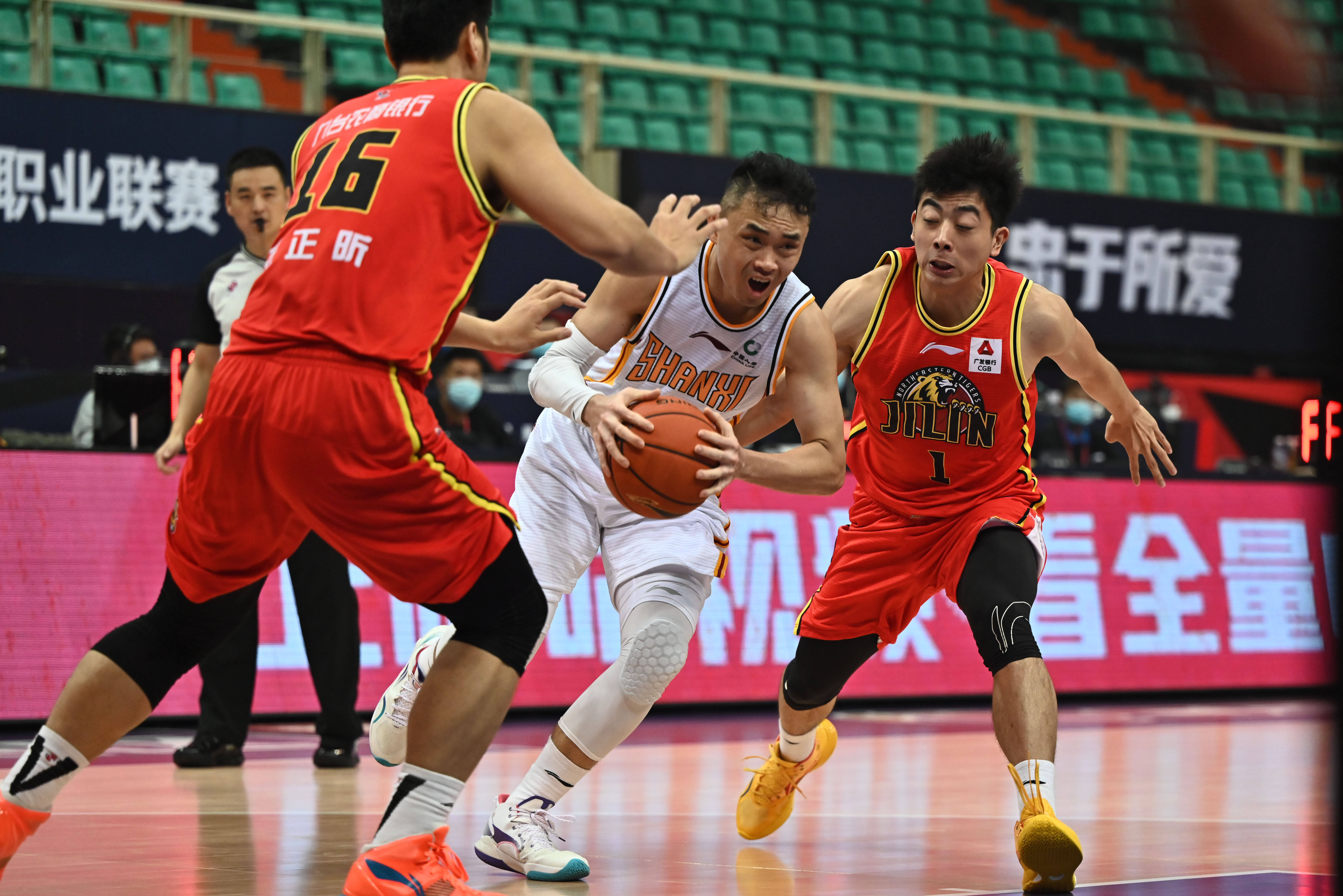 百家乐玩法-关于惊险！山西篮球队绝杀，豪取胜利的信息